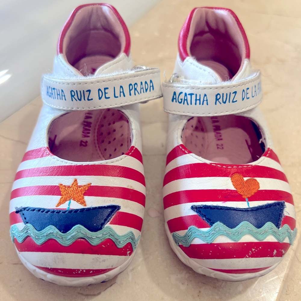Prada leather toddler shoe